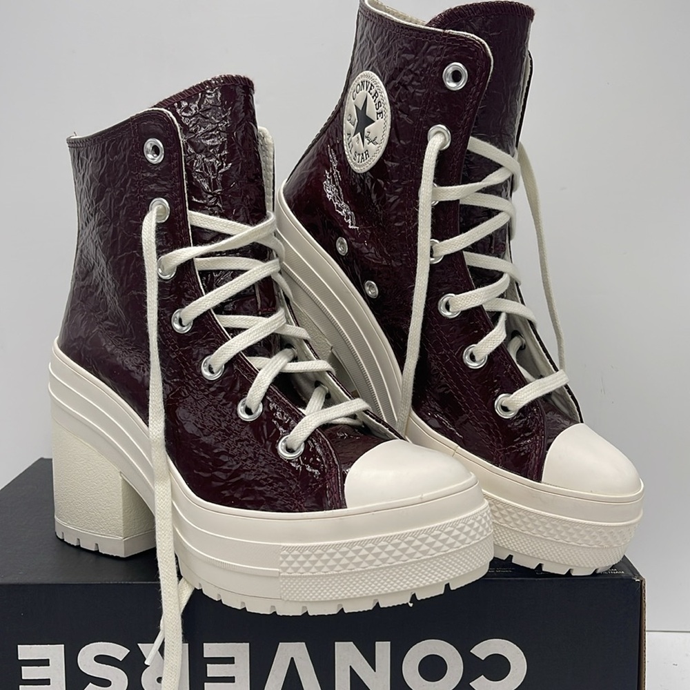 Converse WMNS High-Top Heeled Platform Sneakers CHUCK 70 DE LUXE HEEL HI BOOTS - Picture 2 of 16